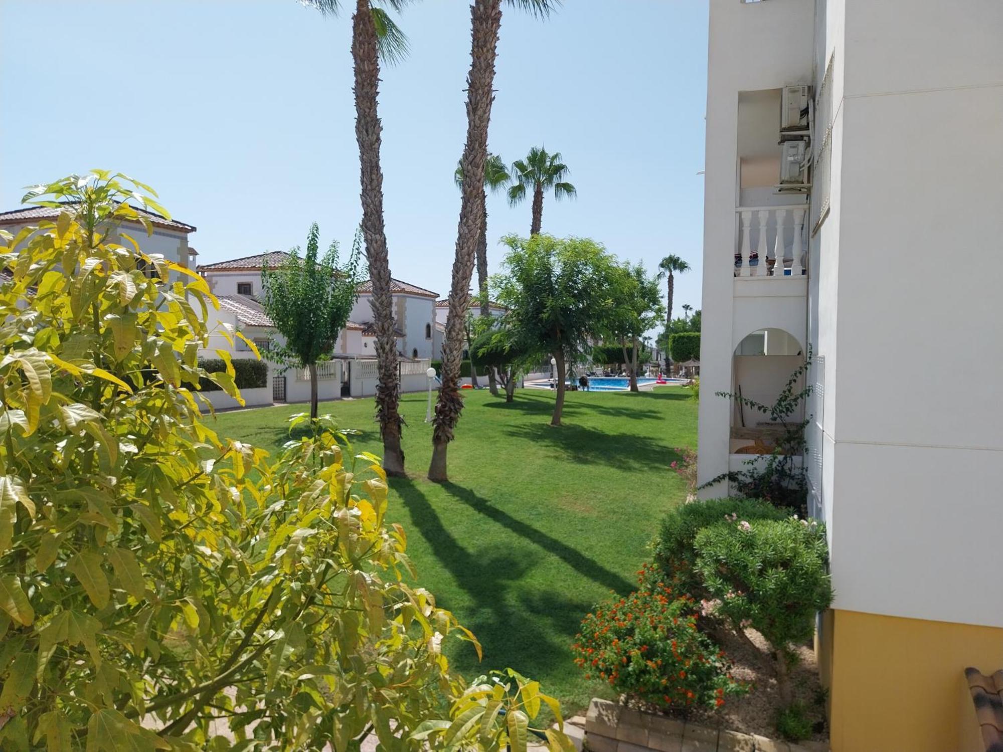 Charming Apartment In Front Of Villamartin Golf And Plaza Exterior photo