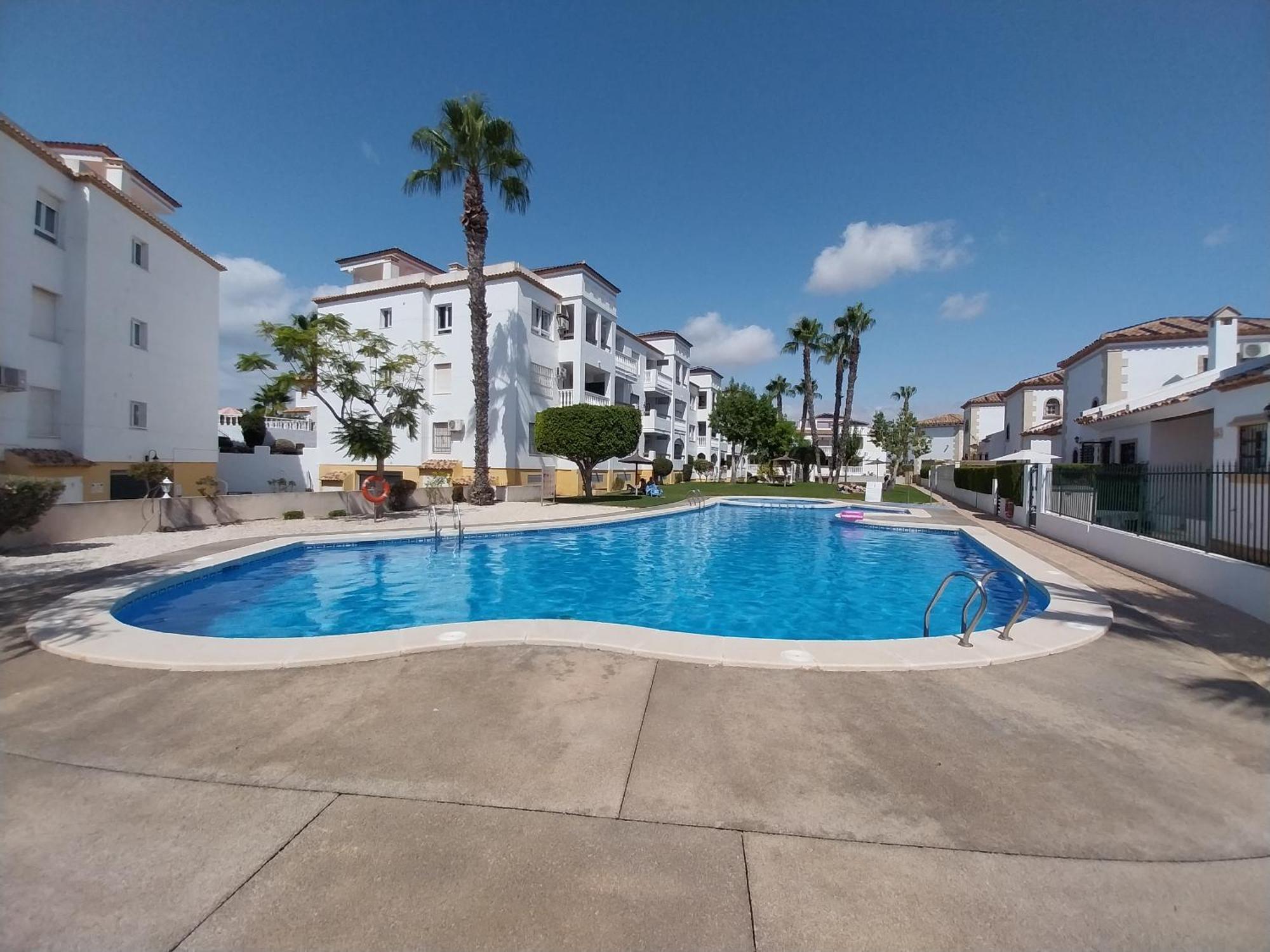 Charming Apartment In Front Of Villamartin Golf And Plaza Exterior photo